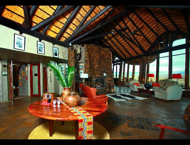 2,650M² LODGE FOR SALE IN SUNRISE